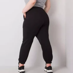 JEANS Housut | Plus!></noscript>Basic Ainhoa collegehousut musta