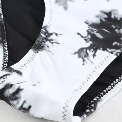 JEANS Uima-asut></noscript>Crisscross mustavalkoinen bikinisetti
