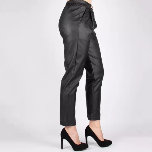 JEANS Housut>Florence 18 PU housut musta