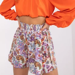 JEANS Shortsit Ja Caprit></noscript>Fresh Made Milana kuvioidut shortsit valkoinen