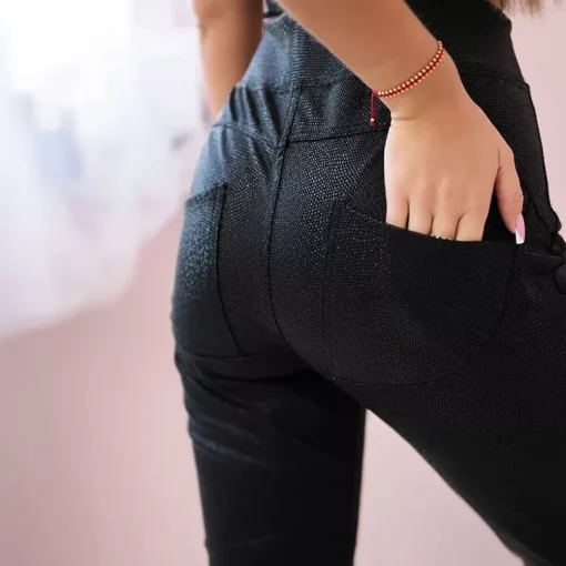 JEANS Leggingsit>Kesi Pockets kuvioidut housut musta
