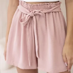 JEANS Shortsit Ja Caprit></noscript>Kesi Tabby shortsit roosa