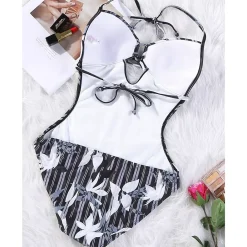 JEANS Uima-asut></noscript>Kuvioitu monokini musta