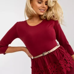 JEANS Minimekot></noscript>Lakerta Penelope mekko vyöllä burgundi
