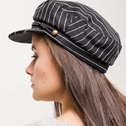 JEANS Kesähatut></noscript>Lipallinen liituraitakuvioinen hattu