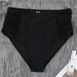 JEANS Uima-asut></noscript>Nyörilliset bikinihousut musta