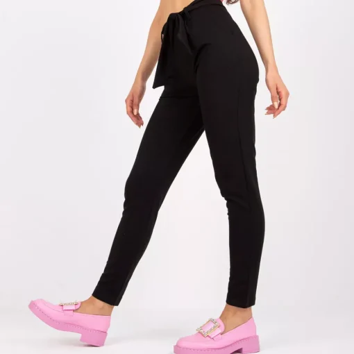 JEANS Housut>Rue Paris Pandora housut vyöllä musta