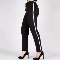 JEANS Housut></noscript>Suoralahkeiset housut musta