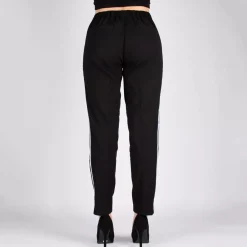 JEANS Housut></noscript>Suoralahkeiset housut musta