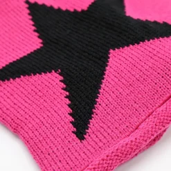 JEANS Tilaajalahjat>Tilaajalahja 80€: fuksia neulepipo