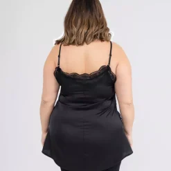 JEANS Lyhythihaiset Paidat Ja Topit | Plus!></noscript>2W Paris Cherrie satiinitoppi musta