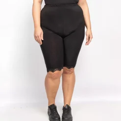 JEANS Shortsit Ja Caprit | Plus!>2W Paris pyöräilyshortsit pitsillä musta