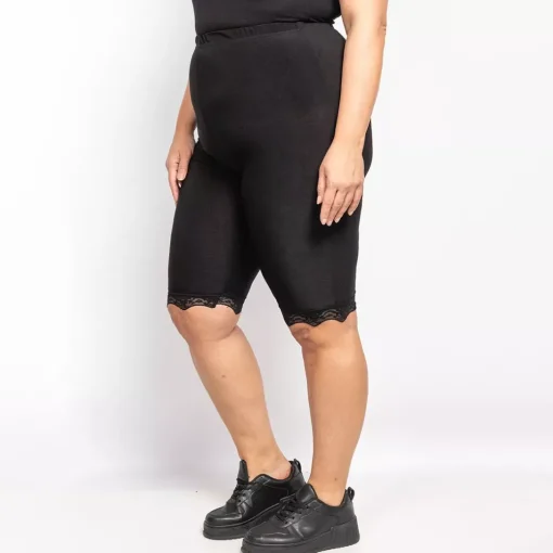 JEANS Shortsit Ja Caprit | Plus!>2W Paris pyöräilyshortsit pitsillä musta